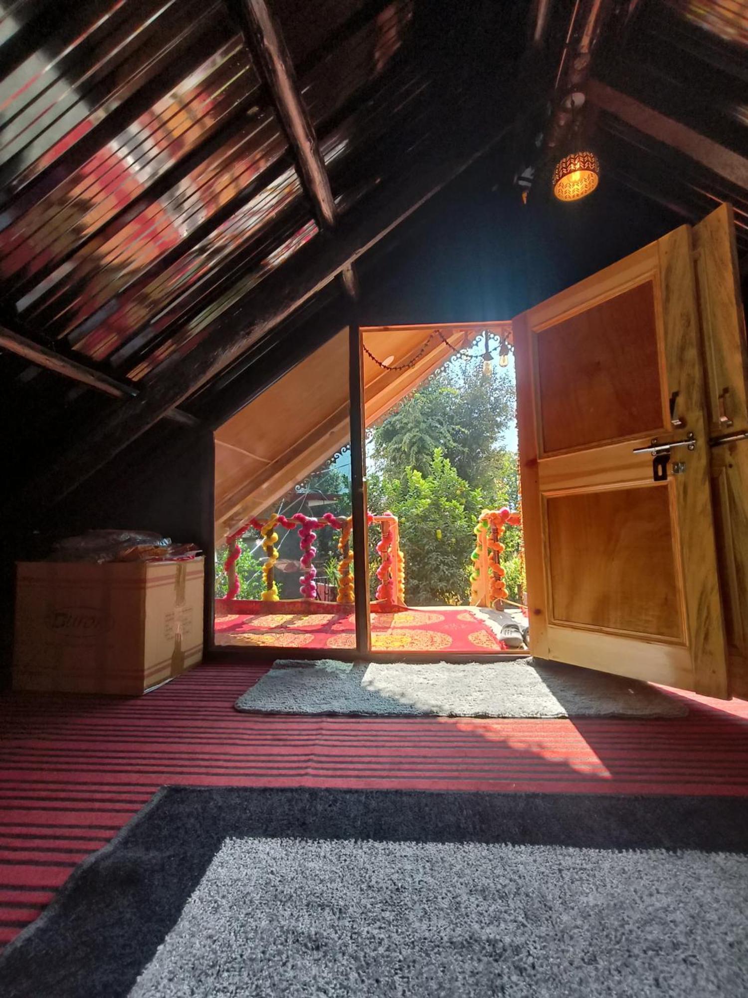 Stoner'S Delight Hostel Kullu Exterior photo